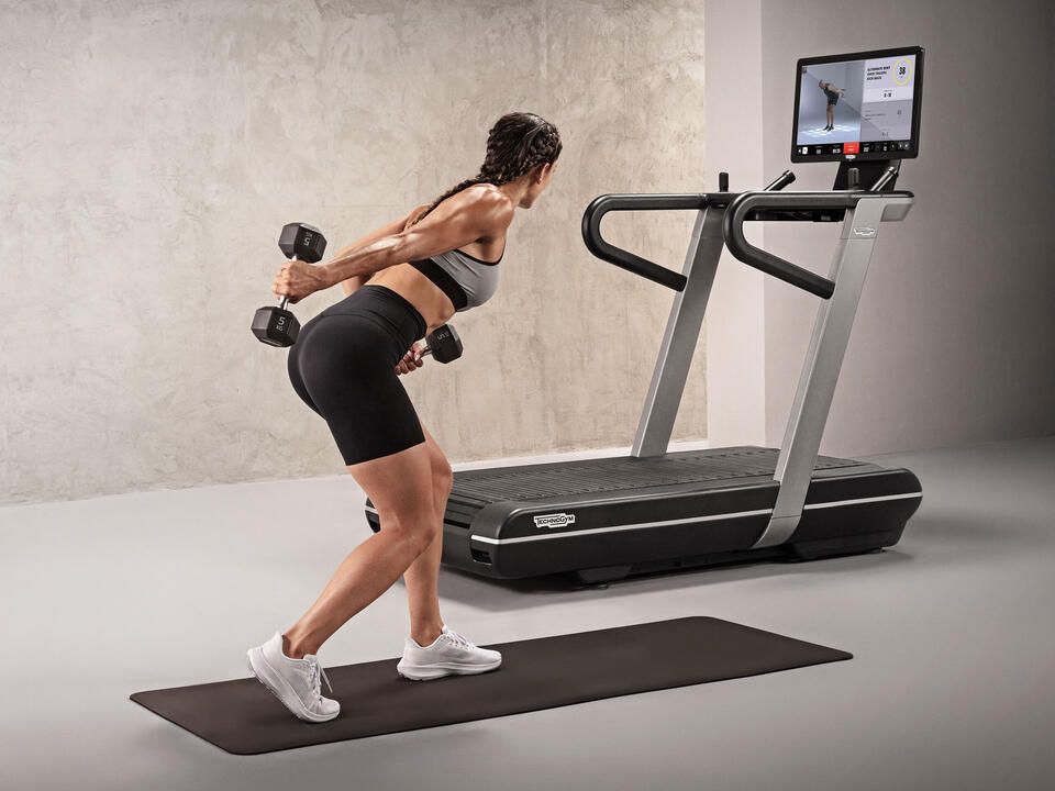 Беговая дорожка TechnoGym Run HIIT